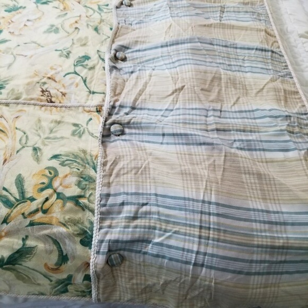 EUC Waverly Queen / Full Duvet set - Picture 9 of 13